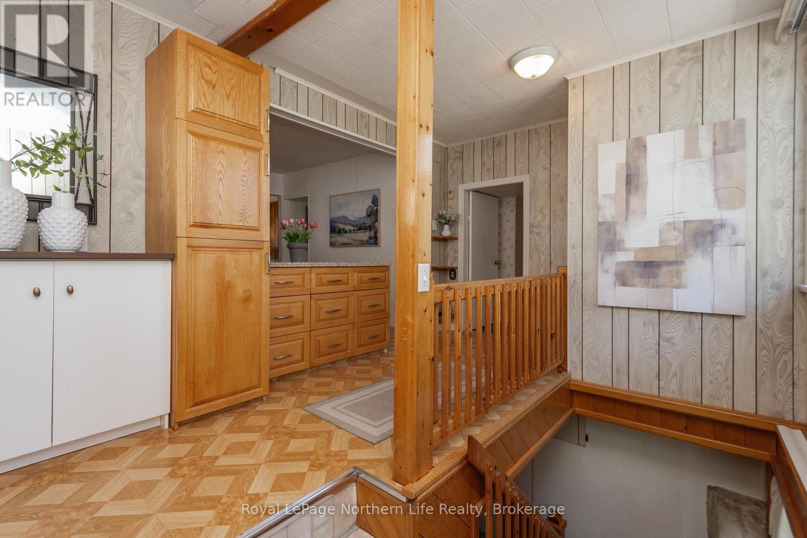 












172 MORLAND AVENUE

,
North Bay (Widdifield),




Ontario
P1B7R9

