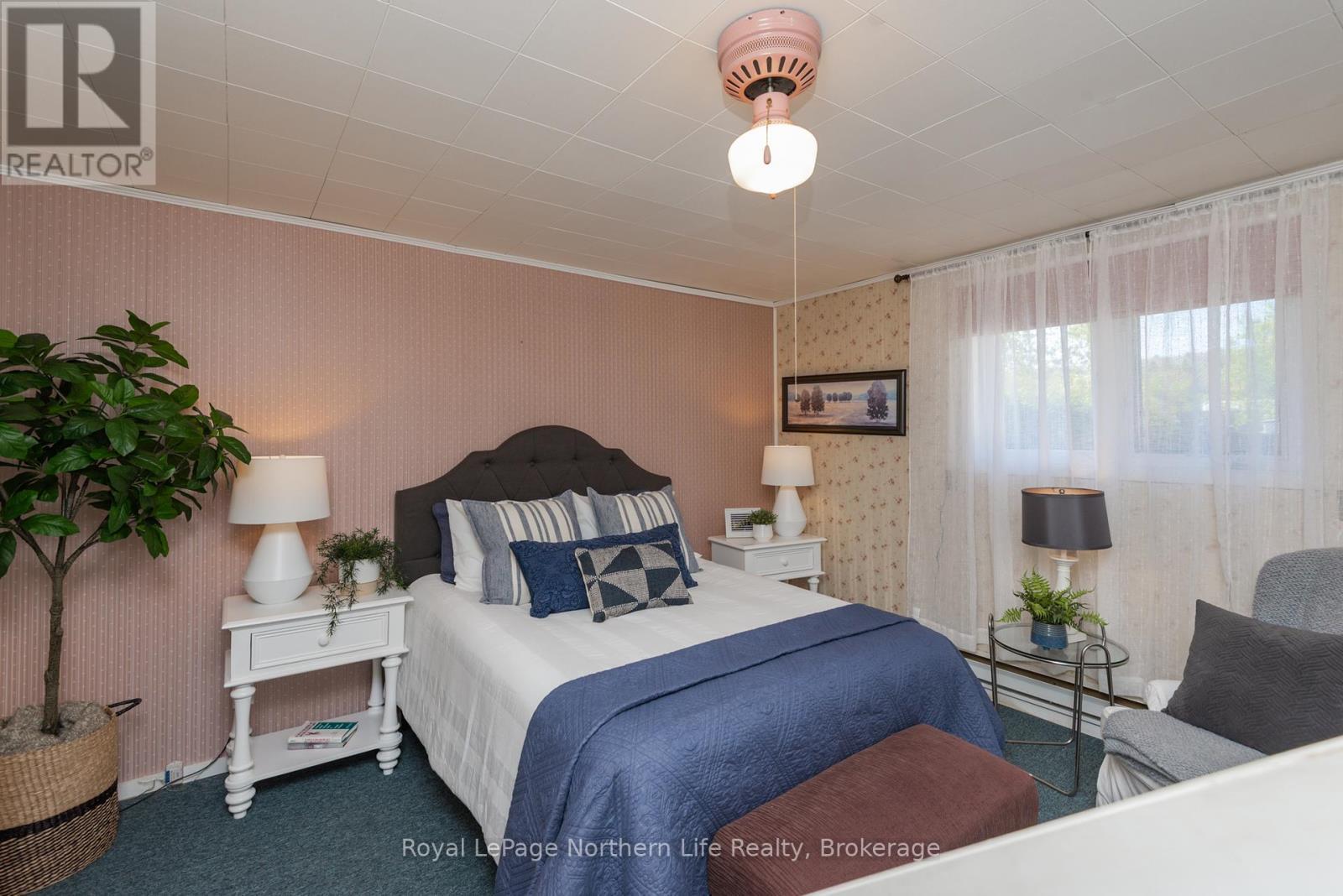 












172 MORLAND AVENUE

,
North Bay (Widdifield),




Ontario
P1B7R9

