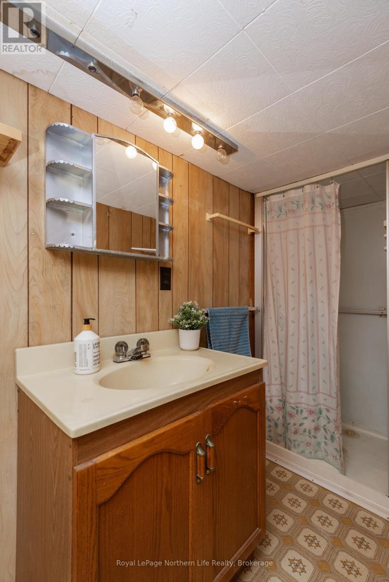 












172 MORLAND AVENUE

,
North Bay (Widdifield),




Ontario
P1B7R9

