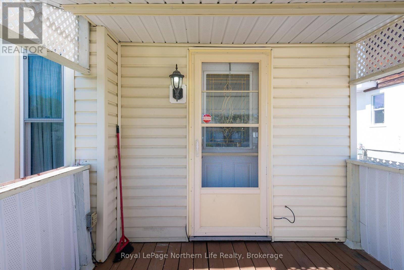 












172 MORLAND AVENUE

,
North Bay (Widdifield),




Ontario
P1B7R9

