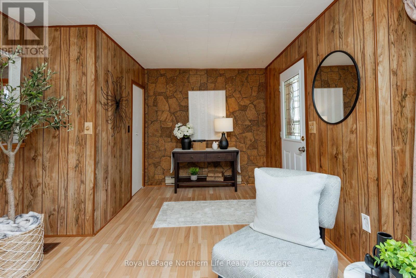 












172 MORLAND AVENUE

,
North Bay (Widdifield),




Ontario
P1B7R9


