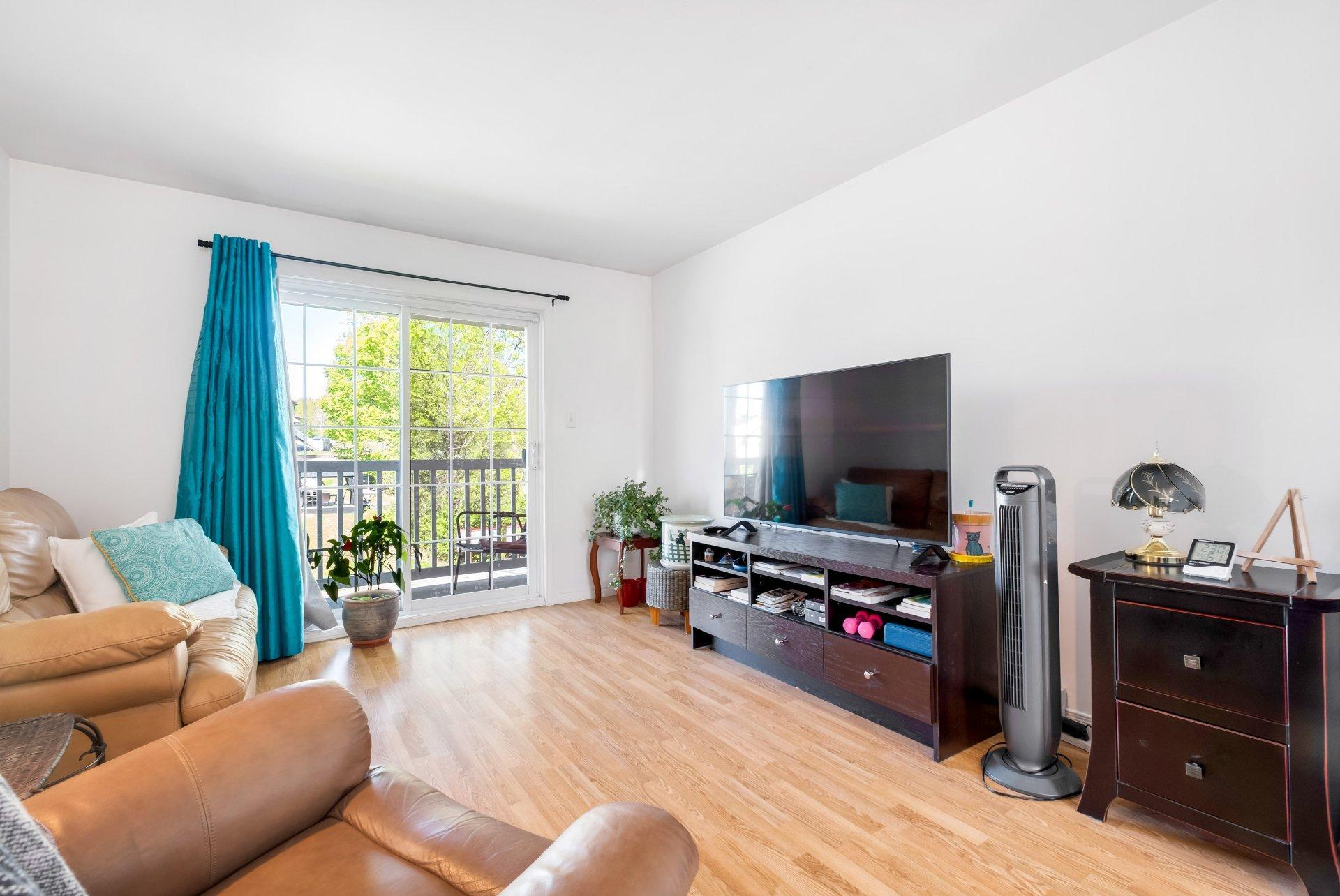 









540

 - 550


Rue des Coquelicots

,
Sherbrooke (Fleurimont),




QC
J1E4E1

