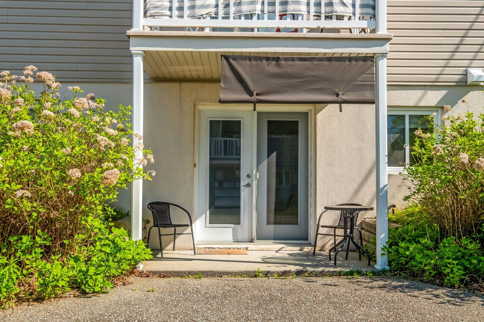 









540

 - 550


Rue des Coquelicots

,
Sherbrooke (Fleurimont),




QC
J1E4E1

