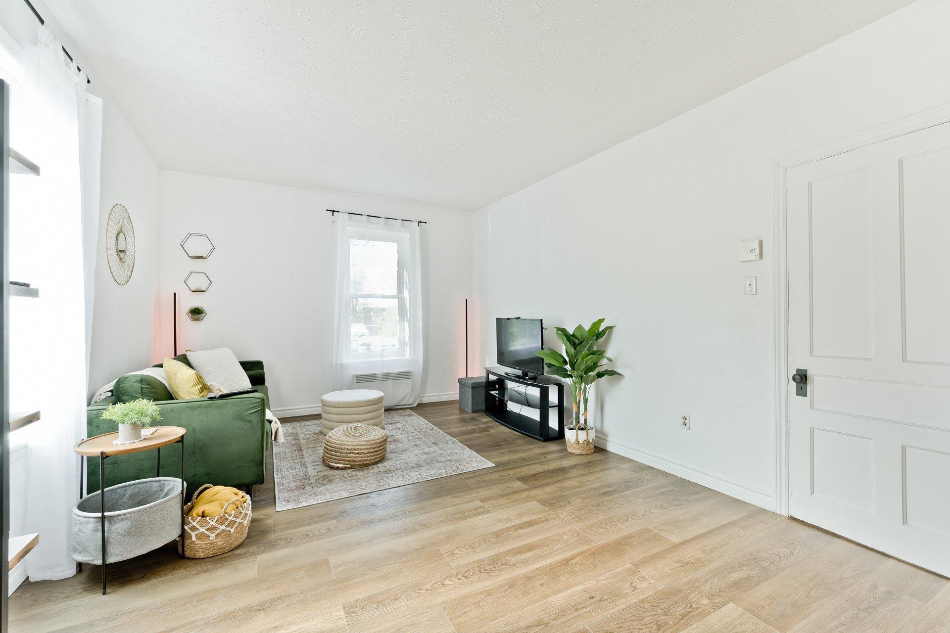 









312


Rue Mont-Plaisant

,
Sherbrooke (Fleurimont),




QC
J1E2A7

