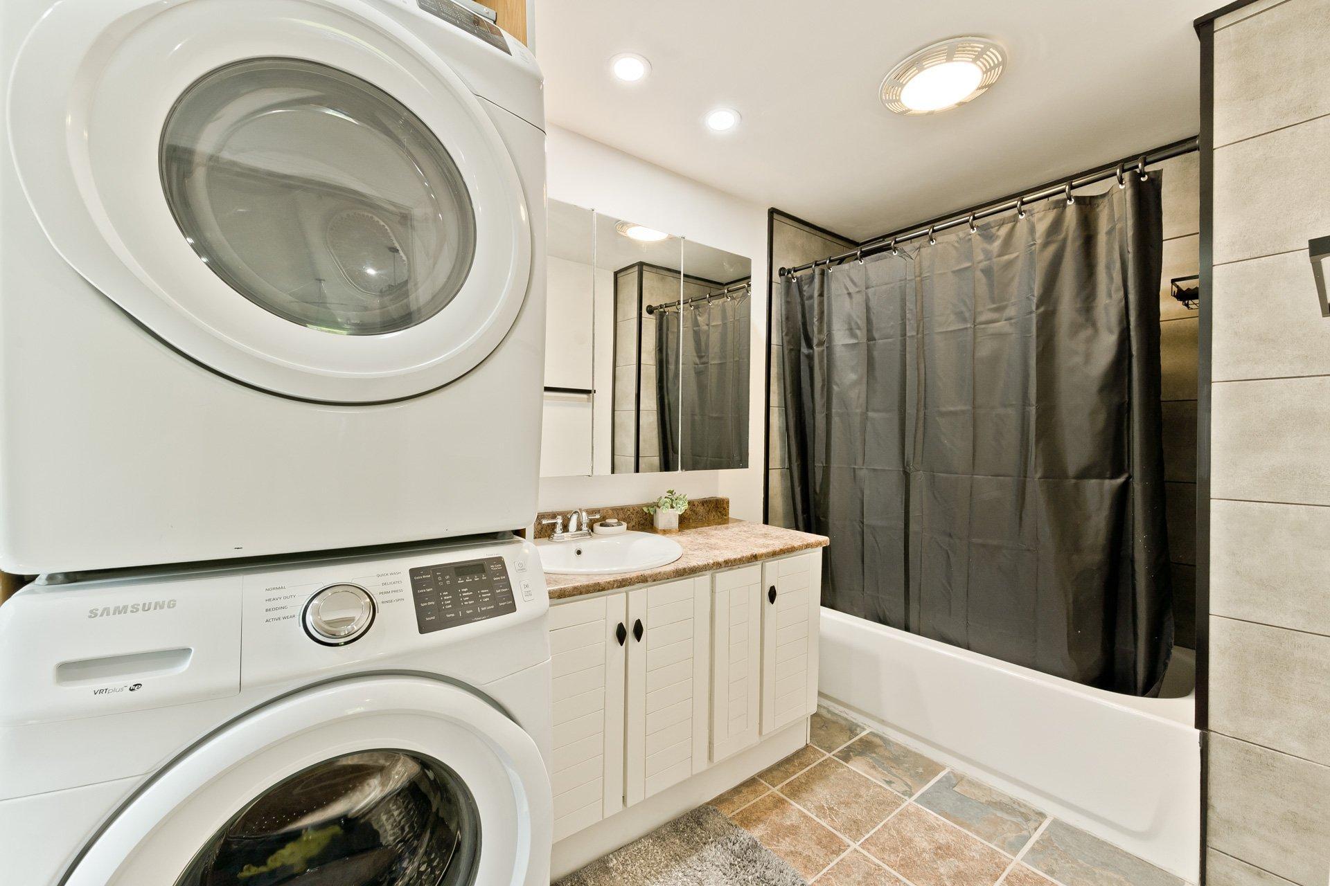 









312


Rue Mont-Plaisant

,
Sherbrooke (Fleurimont),




QC
J1E2A7

