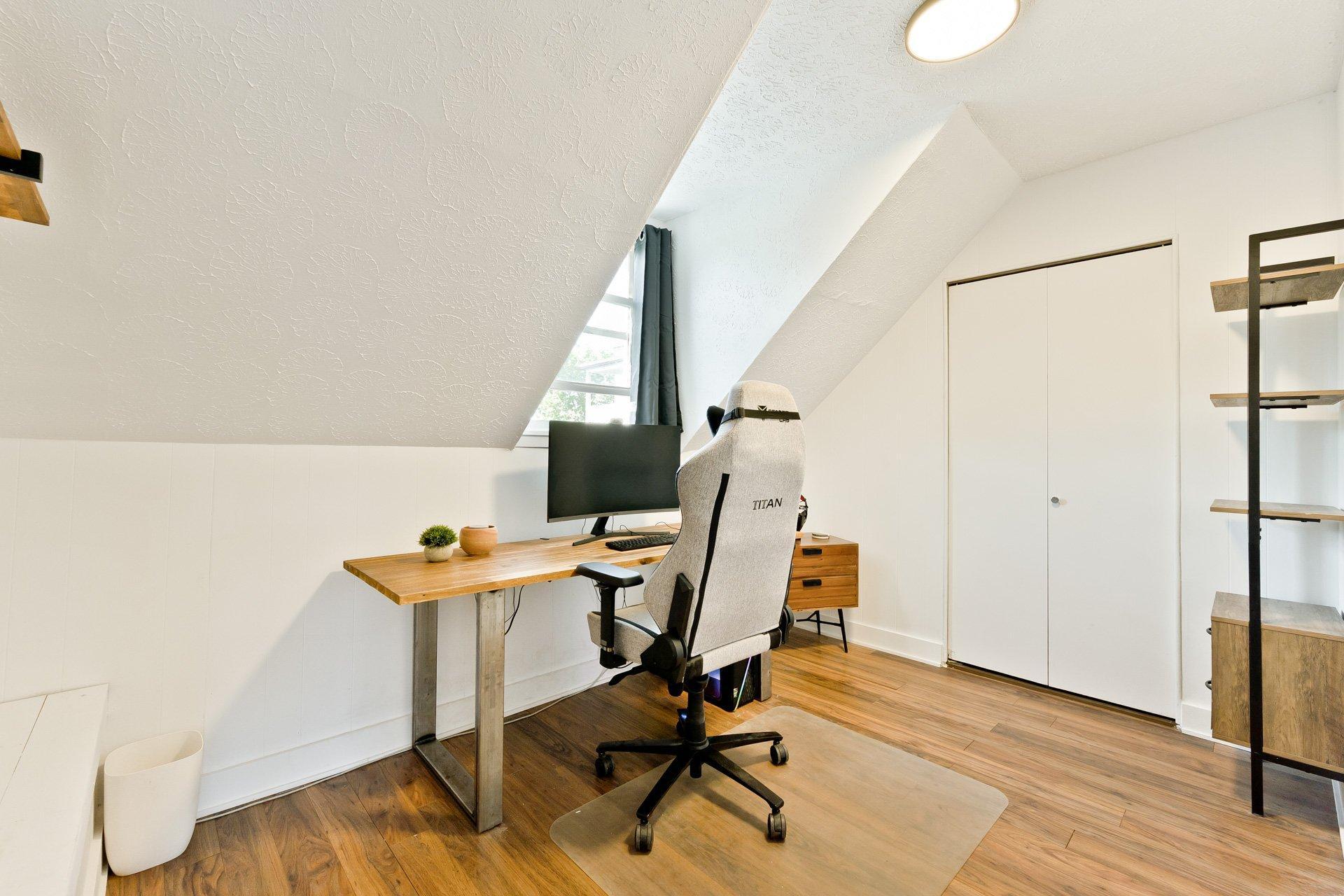









312


Rue Mont-Plaisant

,
Sherbrooke (Fleurimont),




QC
J1E2A7

