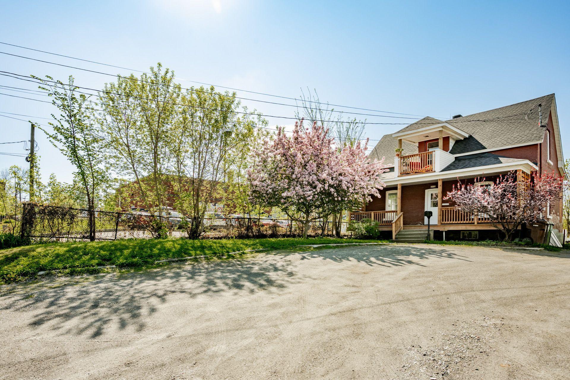 









312


Rue Mont-Plaisant

,
Sherbrooke (Fleurimont),




QC
J1E2A7

