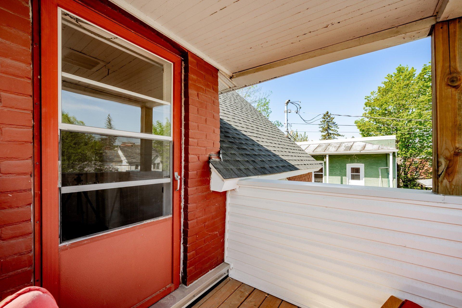 









312


Rue Mont-Plaisant

,
Sherbrooke (Fleurimont),




QC
J1E2A7


