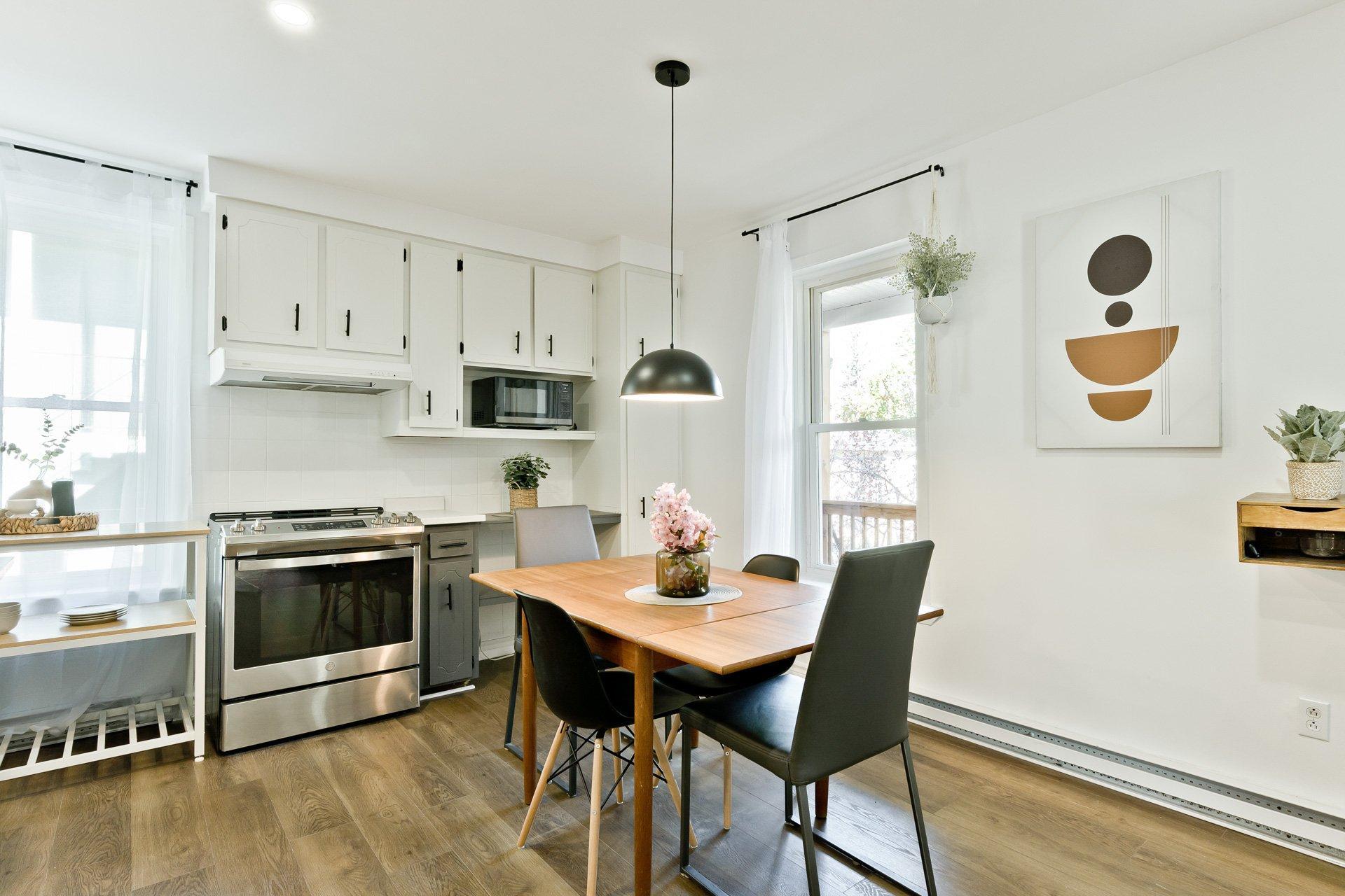 









312


Rue Mont-Plaisant

,
Sherbrooke (Fleurimont),




QC
J1E2A7

