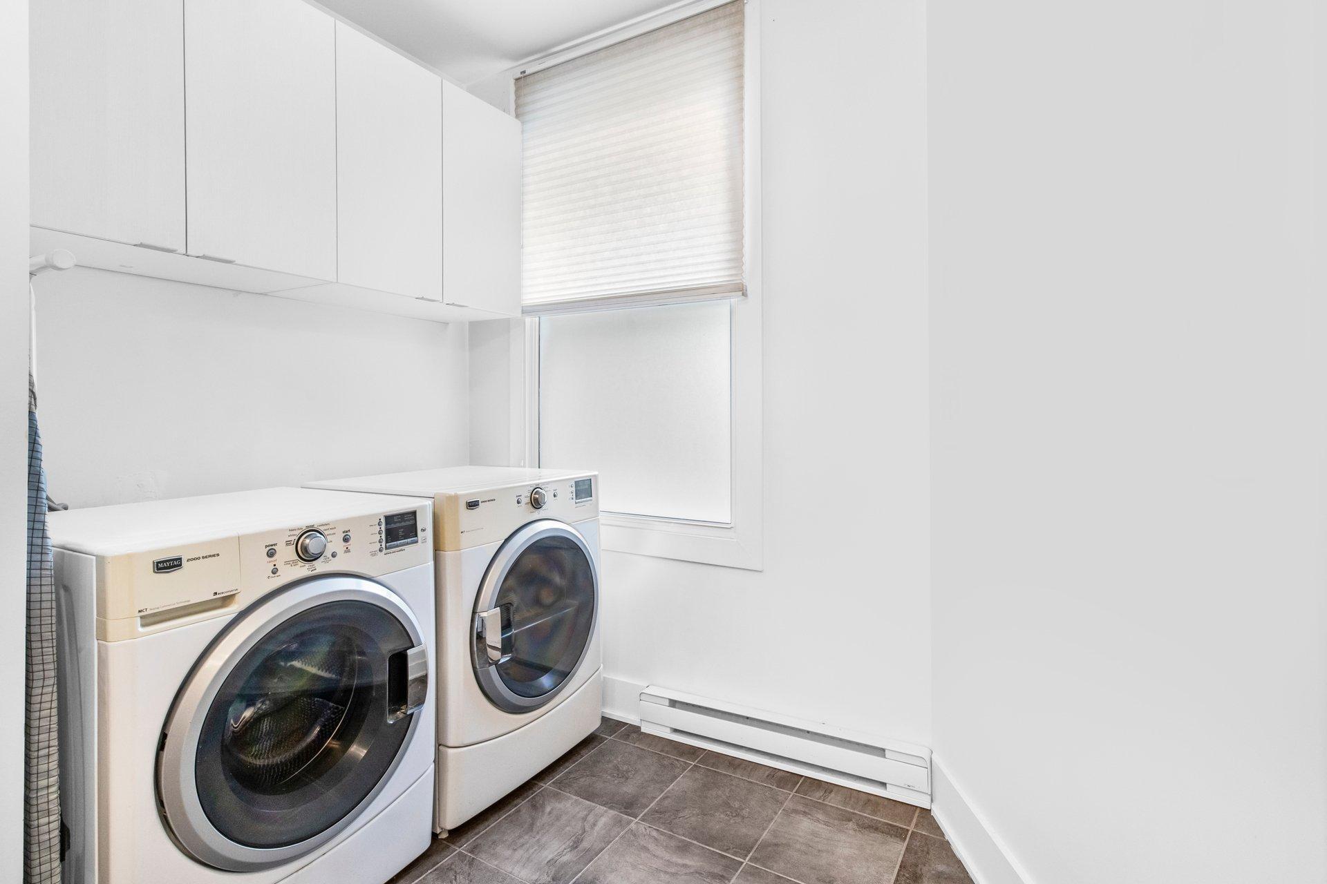 









1478

 - 1482


Av. Bourbonnière

,
Montréal (Mercier/Hochelaga-Maisonneuve),




QC
H1W3N2

