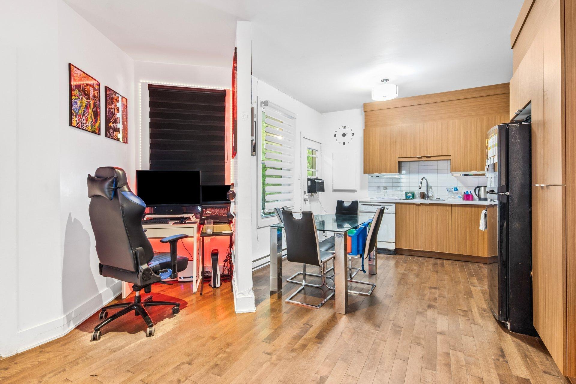 









1478

 - 1482


Av. Bourbonnière

,
Montréal (Mercier/Hochelaga-Maisonneuve),




QC
H1W3N2

