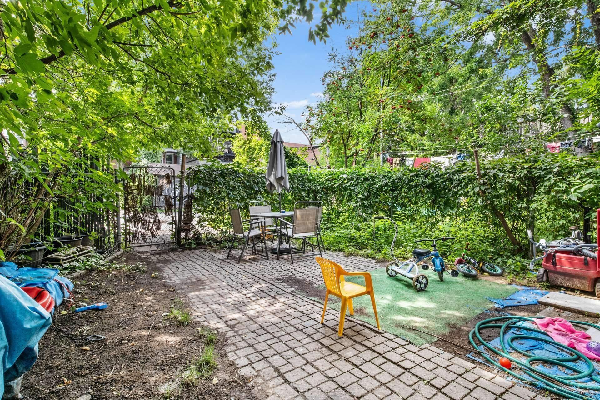 









1478

 - 1482


Av. Bourbonnière

,
Montréal (Mercier/Hochelaga-Maisonneuve),




QC
H1W3N2

