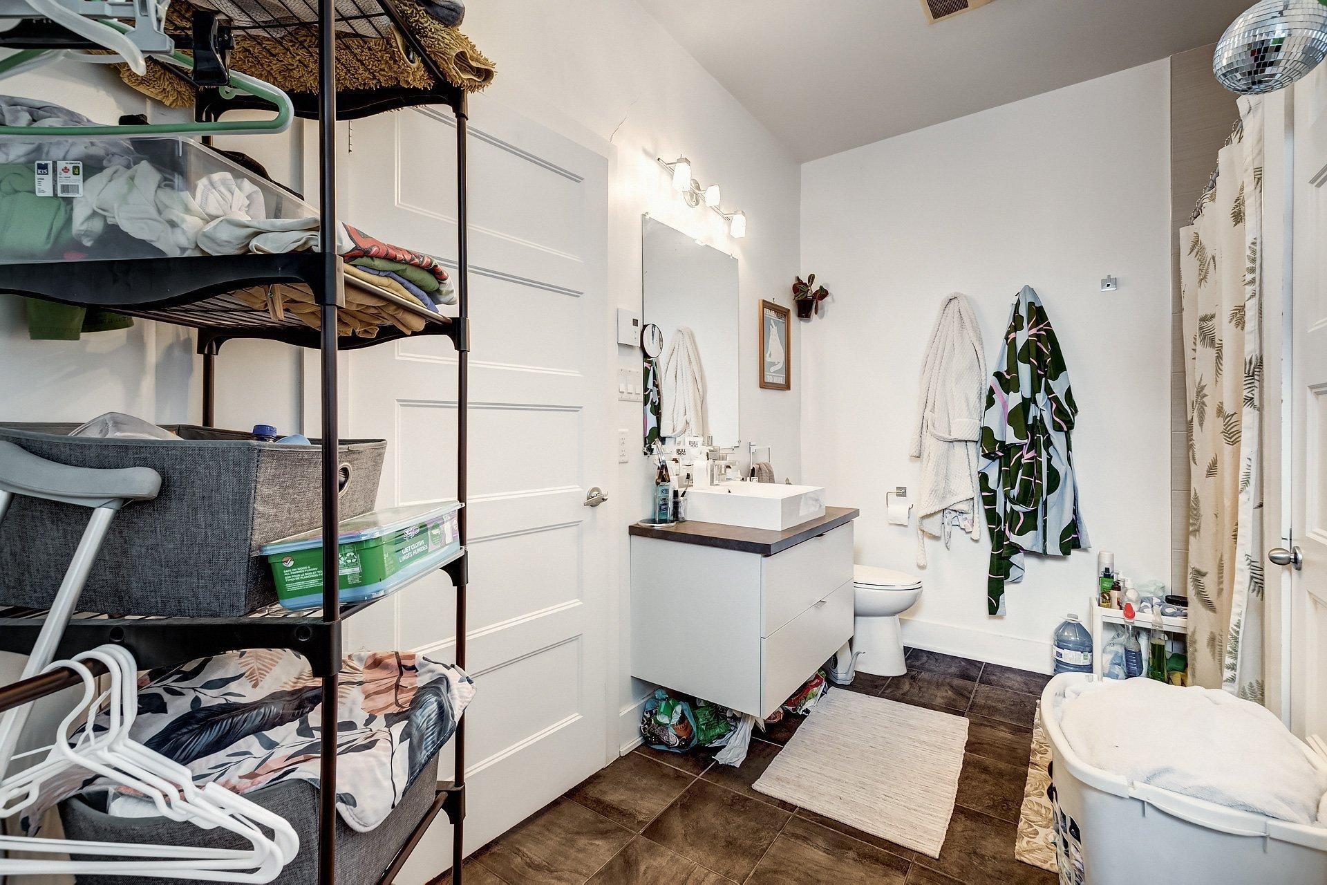 









1478

 - 1482


Av. Bourbonnière

,
Montréal (Mercier/Hochelaga-Maisonneuve),




QC
H1W3N2

