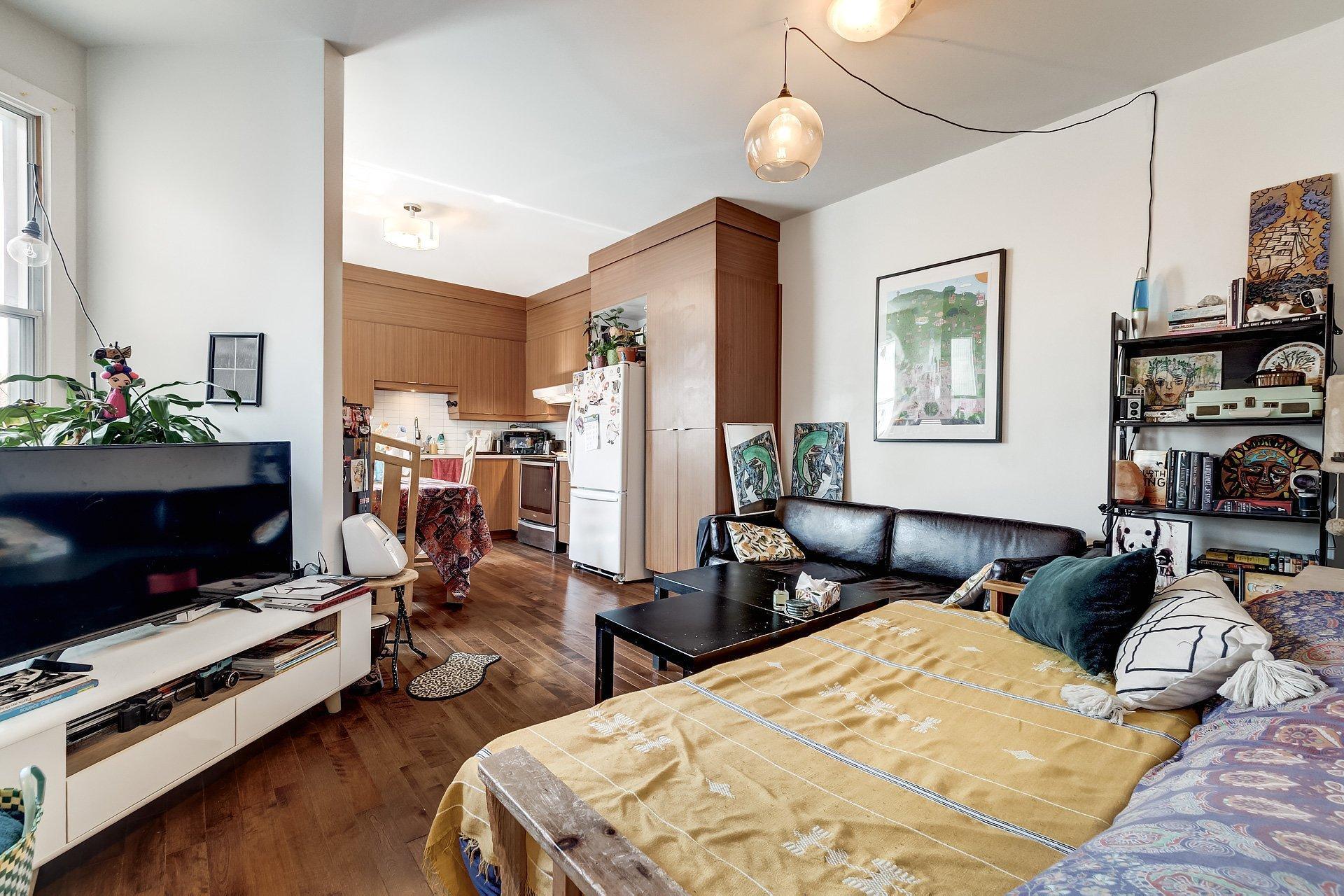 









1478

 - 1482


Av. Bourbonnière

,
Montréal (Mercier/Hochelaga-Maisonneuve),




QC
H1W3N2

