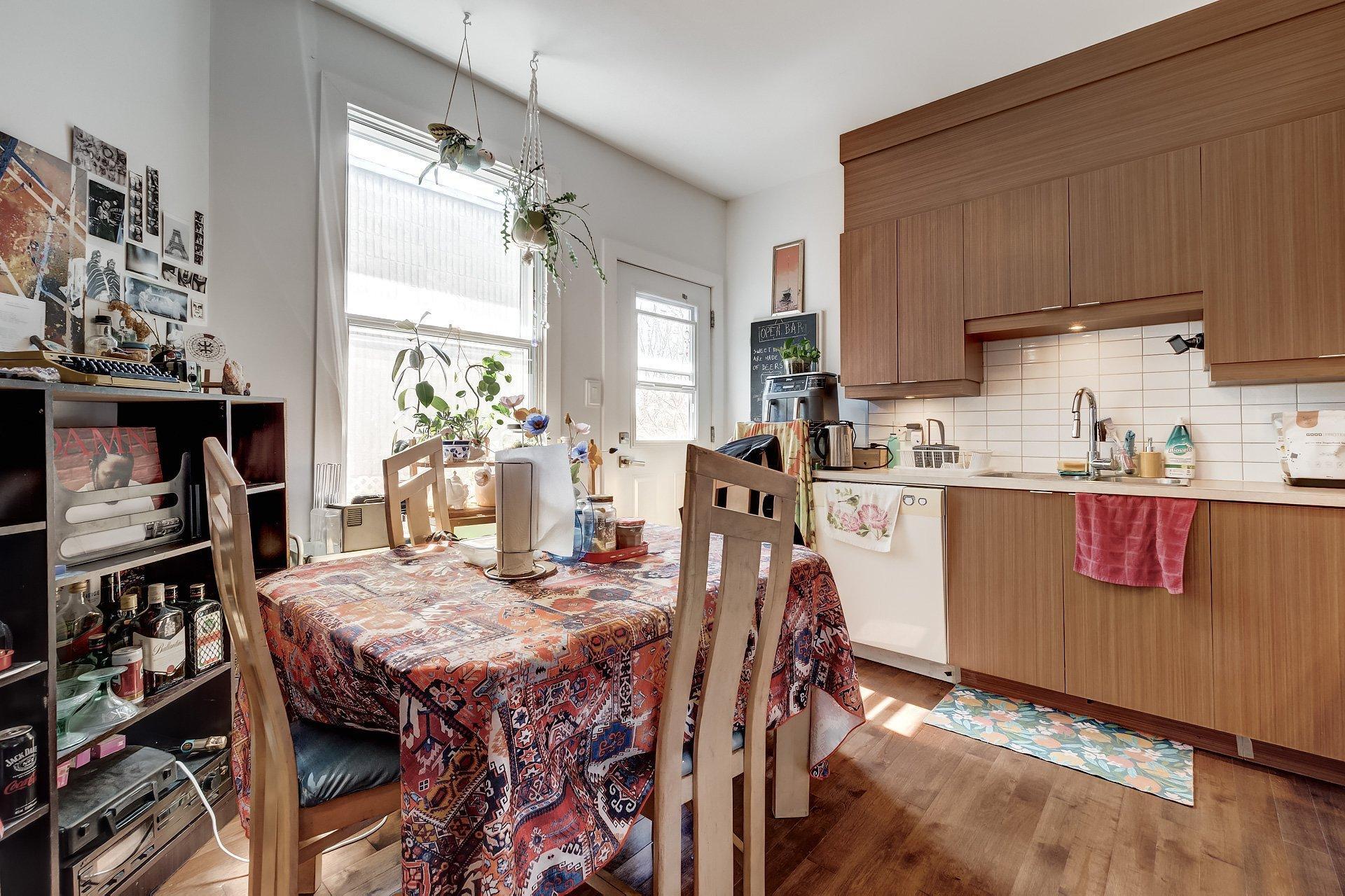









1478

 - 1482


Av. Bourbonnière

,
Montréal (Mercier/Hochelaga-Maisonneuve),




QC
H1W3N2

