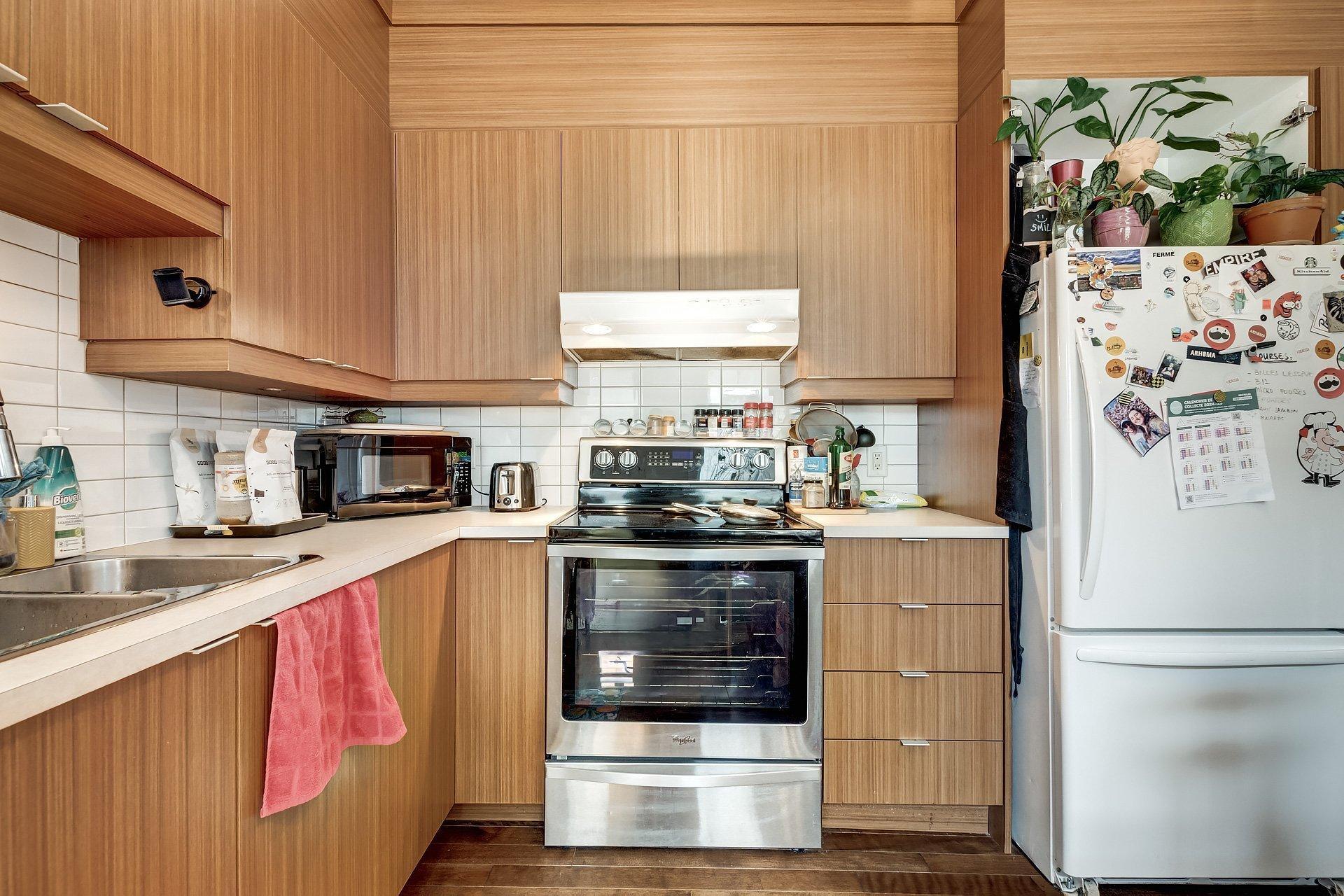 









1478

 - 1482


Av. Bourbonnière

,
Montréal (Mercier/Hochelaga-Maisonneuve),




QC
H1W3N2

