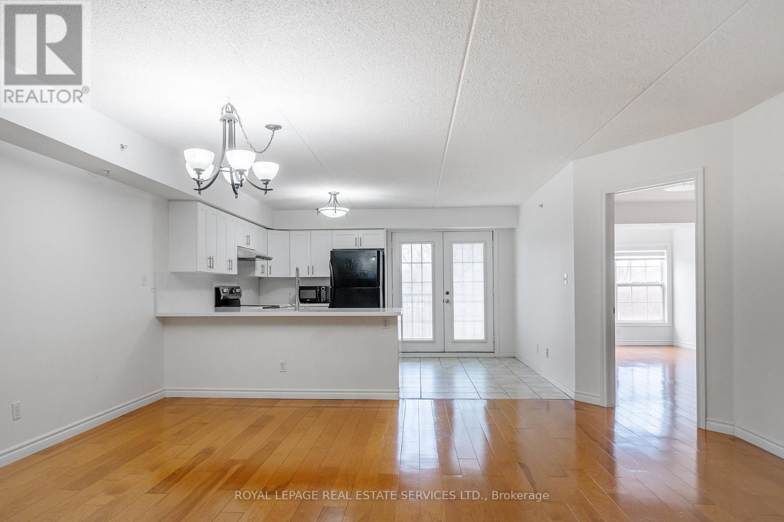 












212 - 1460 BISHOPS GATE

,
Oakville,




Ontario
L6M4N5


