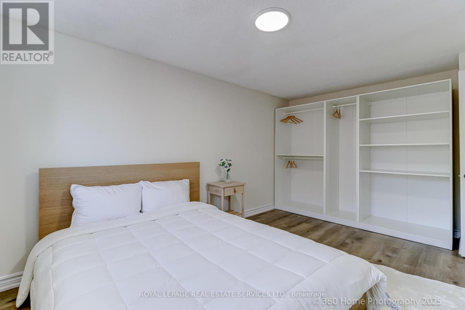 












121 - 25 COLLINSGROVE ROAD

,
Toronto,




Ontario
M1E3S3

