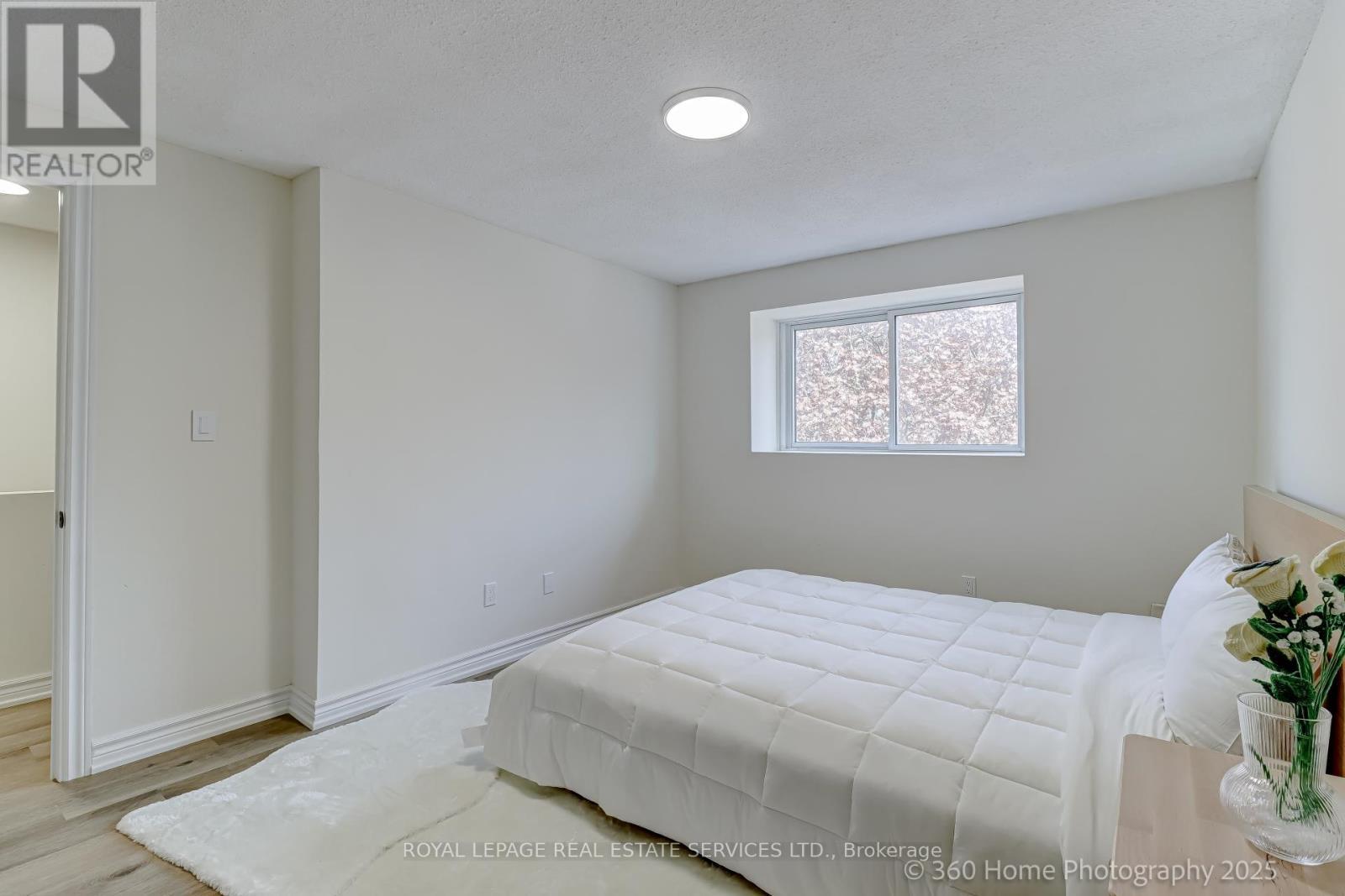 












121 - 25 COLLINSGROVE ROAD

,
Toronto,




Ontario
M1E3S3

