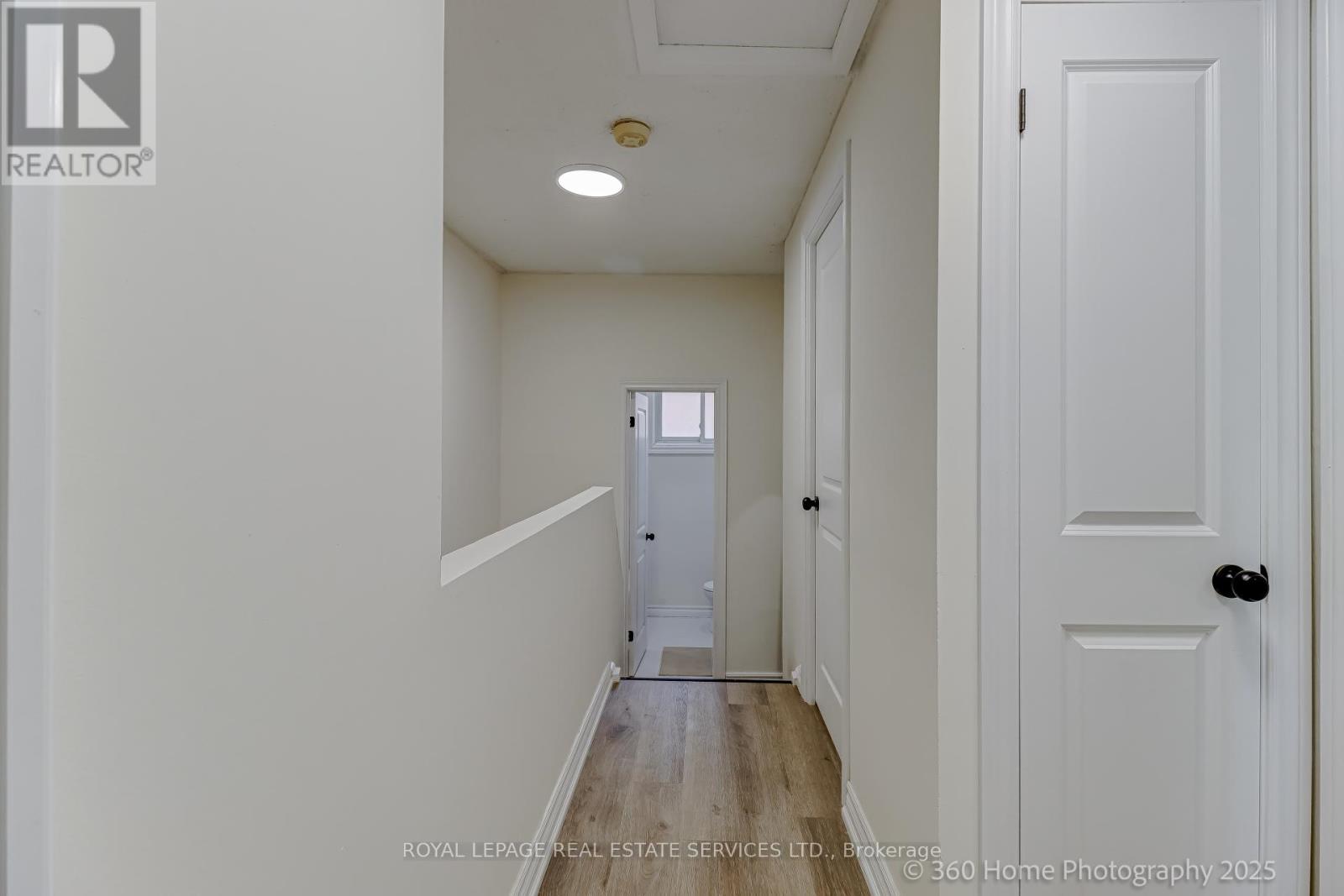 












121 - 25 COLLINSGROVE ROAD

,
Toronto,




Ontario
M1E3S3

