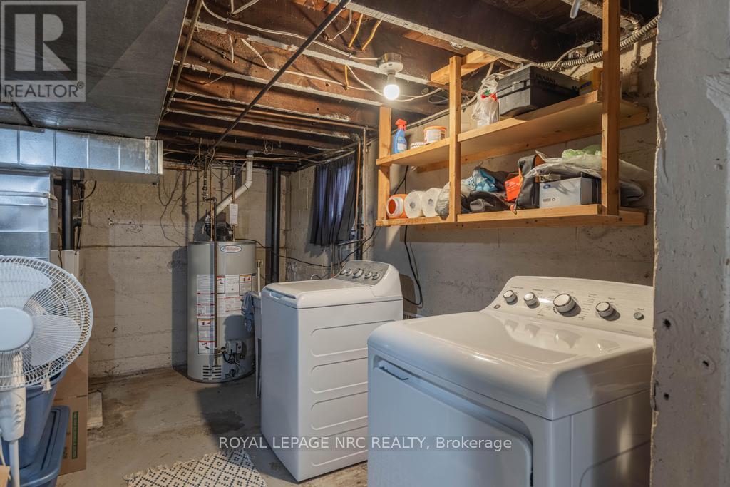 












174 YORK STREET

,
St. Catharines (Haig),




Ontario
L2R6G2

