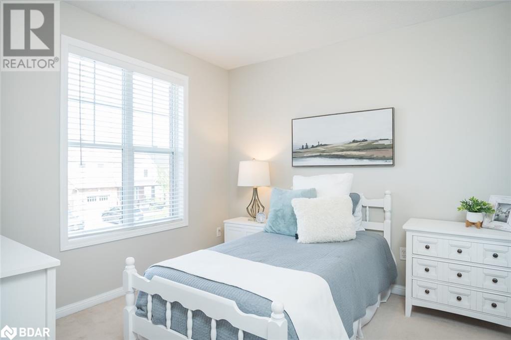 












1014 COOPER Avenue

,
Milton,




Ontario
L9T5W7

