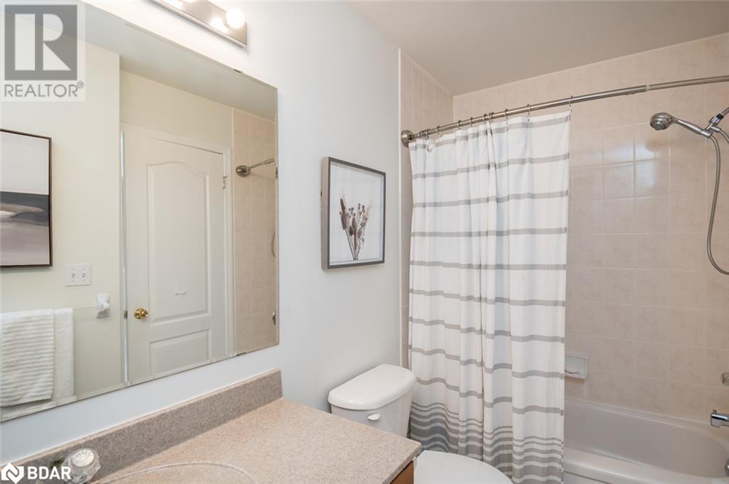 












1014 COOPER Avenue

,
Milton,




Ontario
L9T5W7

