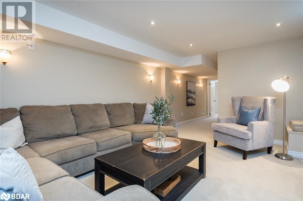 












1014 COOPER Avenue

,
Milton,




Ontario
L9T5W7

