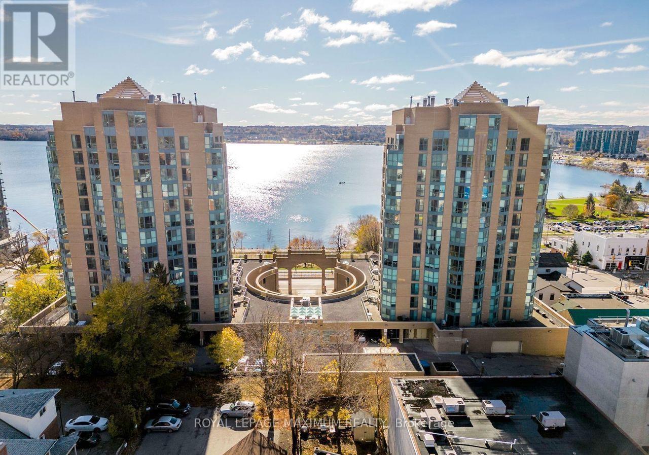 












601 - 150 DUNLOP STREET E

,
Barrie,




Ontario
L4M6H1

