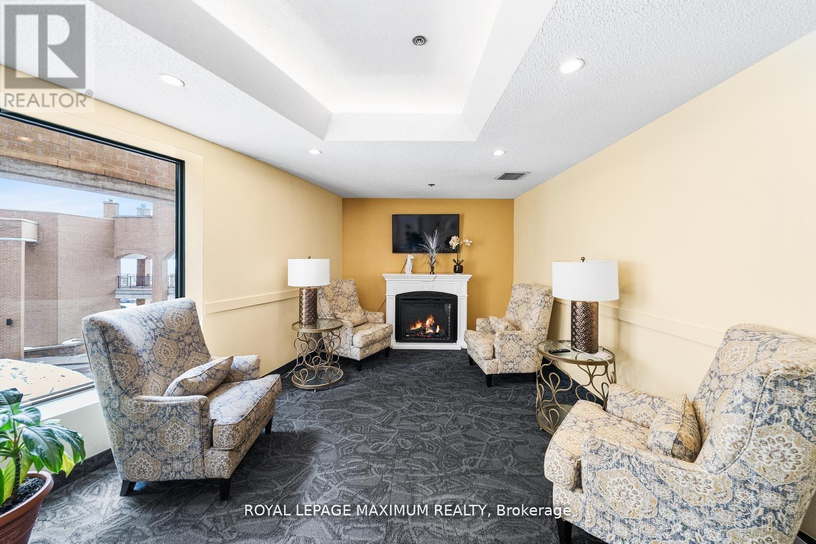 












601 - 150 DUNLOP STREET E

,
Barrie,




Ontario
L4M6H1

