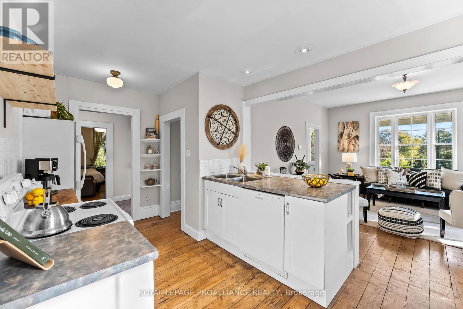 












1153 BAULCH ROAD

,
Port Hope,




Ontario
L1A3V7

