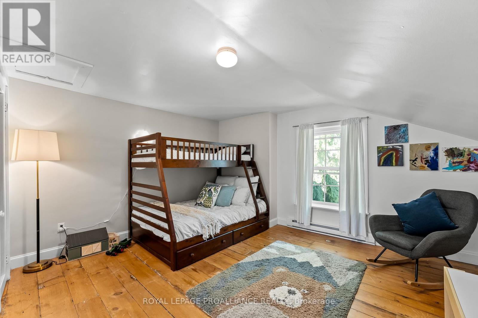 












1153 BAULCH ROAD

,
Port Hope,




Ontario
L1A3V7

