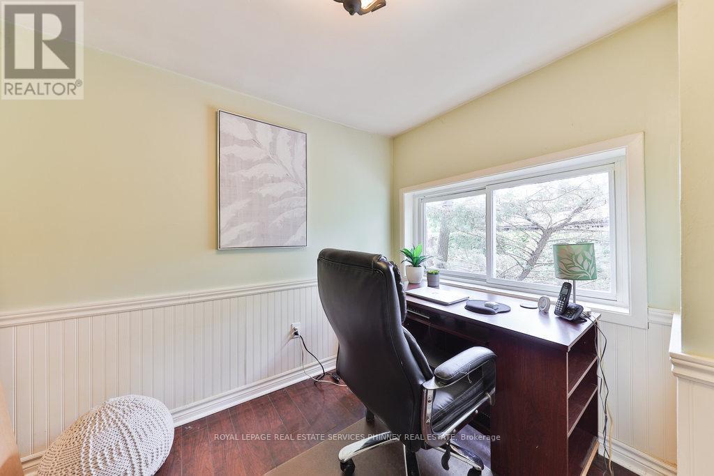 












3098 GIVEN ROAD

,
Mississauga,




Ontario
L5A2N3

