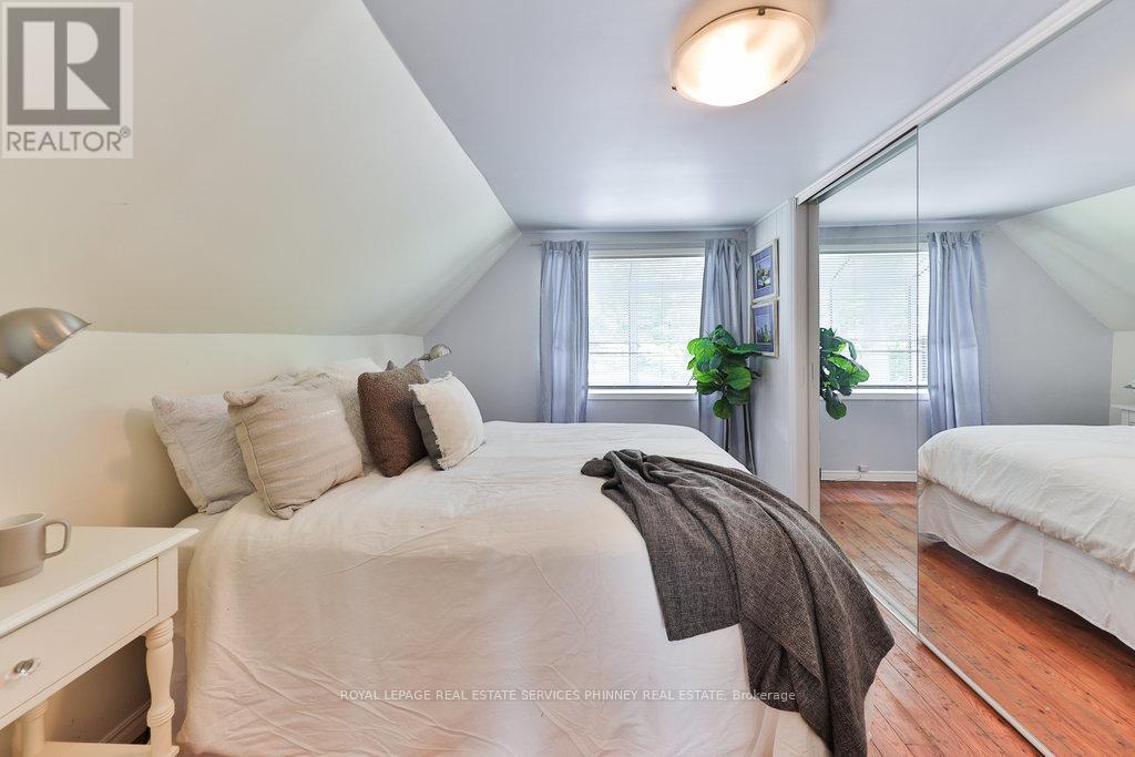 












3098 GIVEN ROAD

,
Mississauga,




Ontario
L5A2N3

