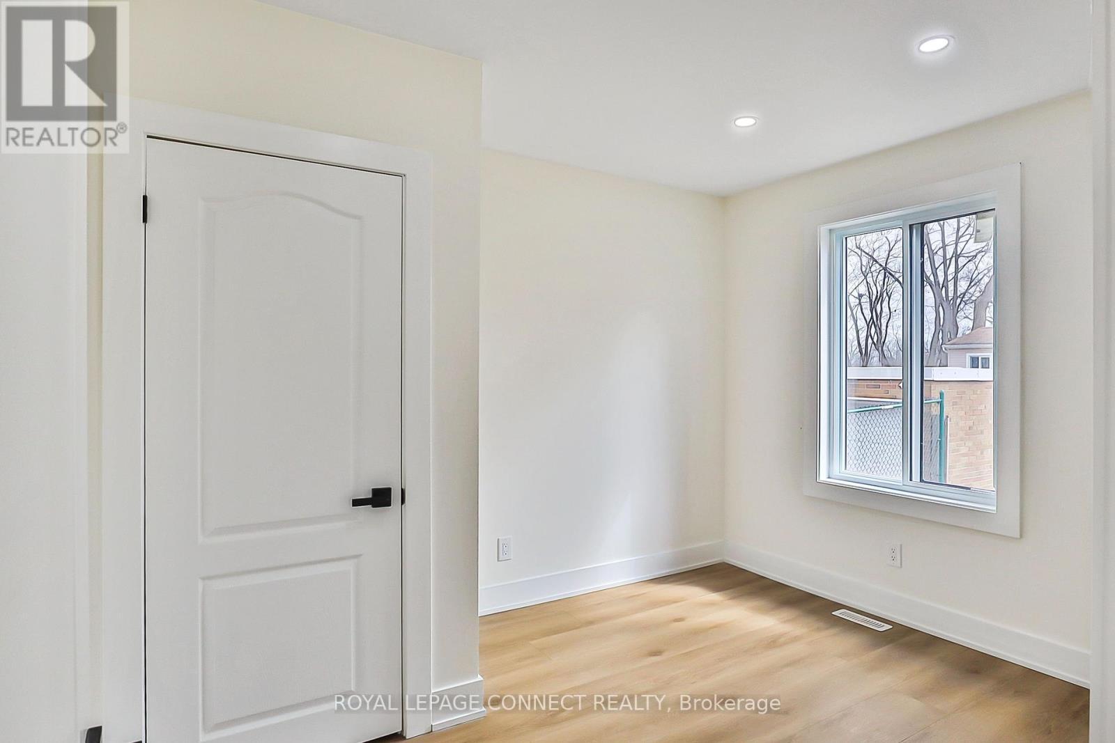 












761 GUELPH STREET

,
Kitchener,




Ontario
N2H5Z2

