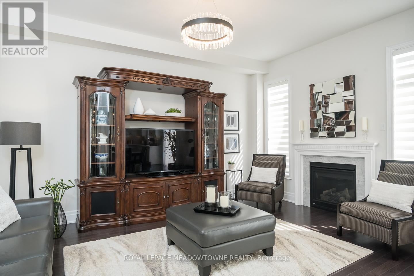 












167 EDGAR BONNER AVENUE

,
Guelph/Eramosa,




Ontario
N0B2K0

