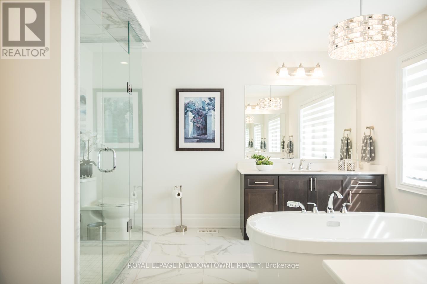 












167 EDGAR BONNER AVENUE

,
Guelph/Eramosa,




Ontario
N0B2K0

