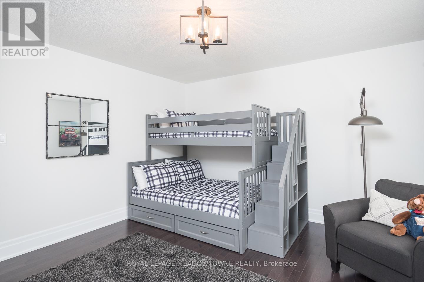 












167 EDGAR BONNER AVENUE

,
Guelph/Eramosa,




Ontario
N0B2K0

