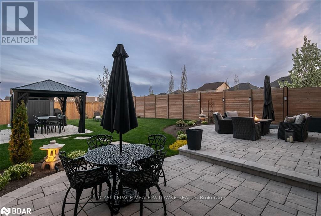












167 EDGAR BONNER AVENUE

,
Guelph/Eramosa,




Ontario
N0B2K0

