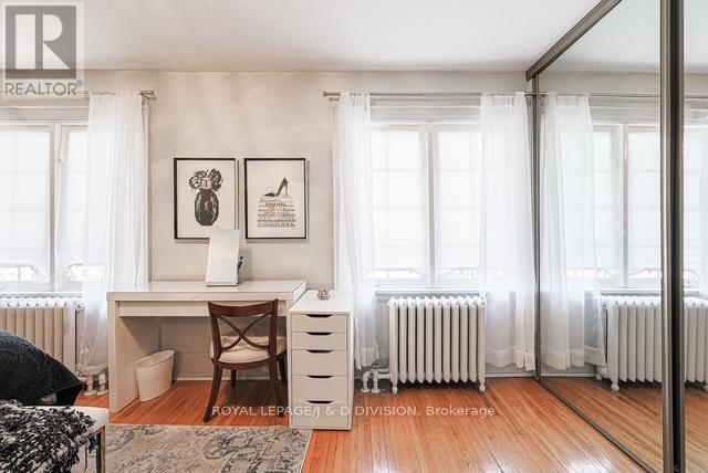 












269 ST CLEMENTS AVENUE

,
Toronto,




Ontario
M4R1H3

