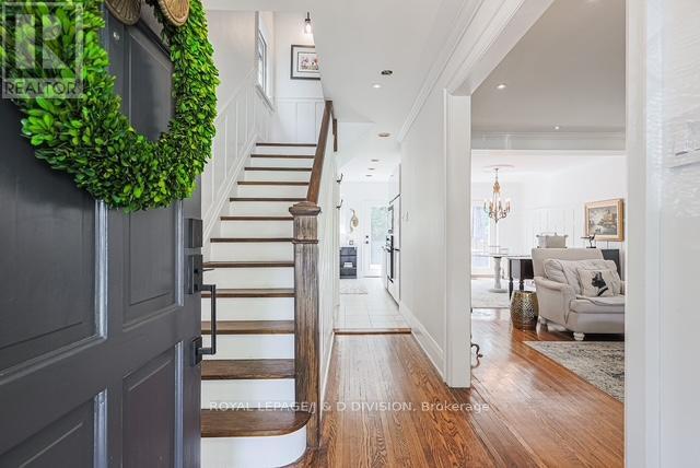 












269 ST CLEMENTS AVENUE

,
Toronto,




Ontario
M4R1H3

