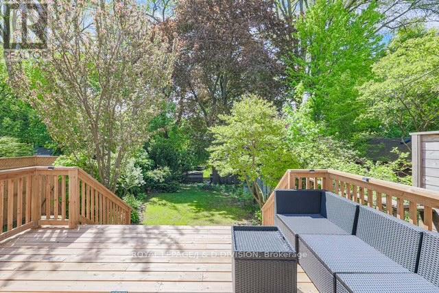 












269 ST CLEMENTS AVENUE

,
Toronto,




Ontario
M4R1H3

