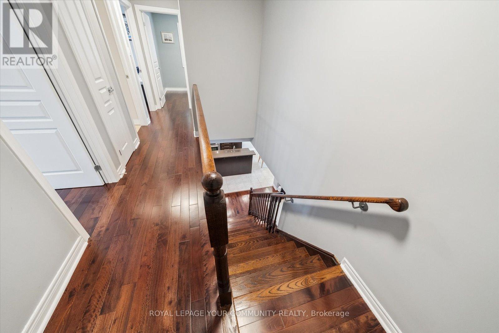 












34 TOWNSHIP AVENUE

,
Richmond Hill,




Ontario
L4E0J8

