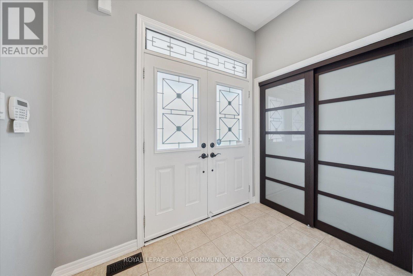 












34 TOWNSHIP AVENUE

,
Richmond Hill,




Ontario
L4E0J8

