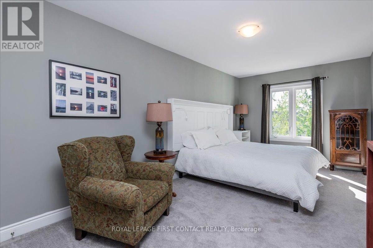 












8 NAUTICAL LANE

,
Wasaga Beach,




Ontario
L9Z0G1

