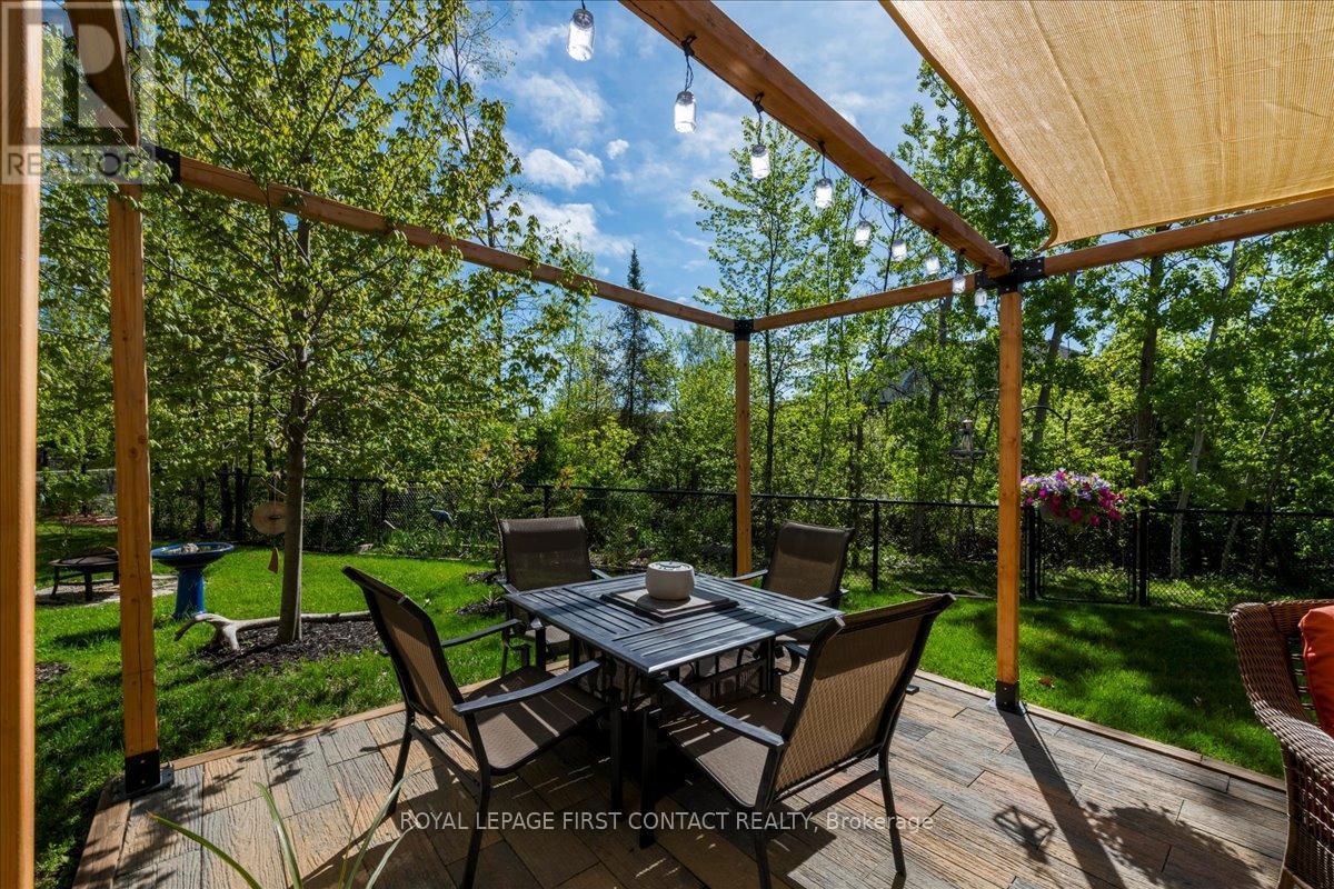 












8 NAUTICAL LANE

,
Wasaga Beach,




Ontario
L9Z0G1

