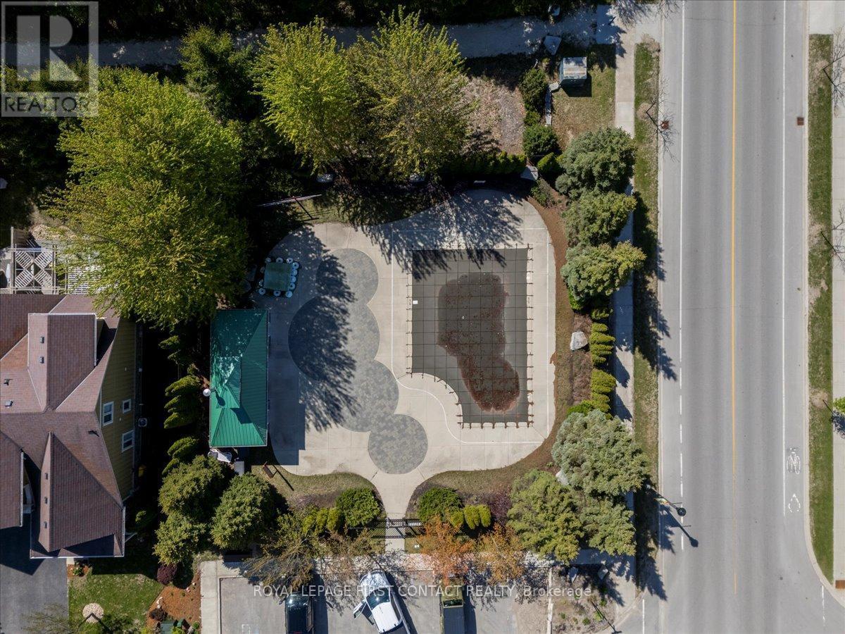 












8 NAUTICAL LANE

,
Wasaga Beach,




Ontario
L9Z0G1

