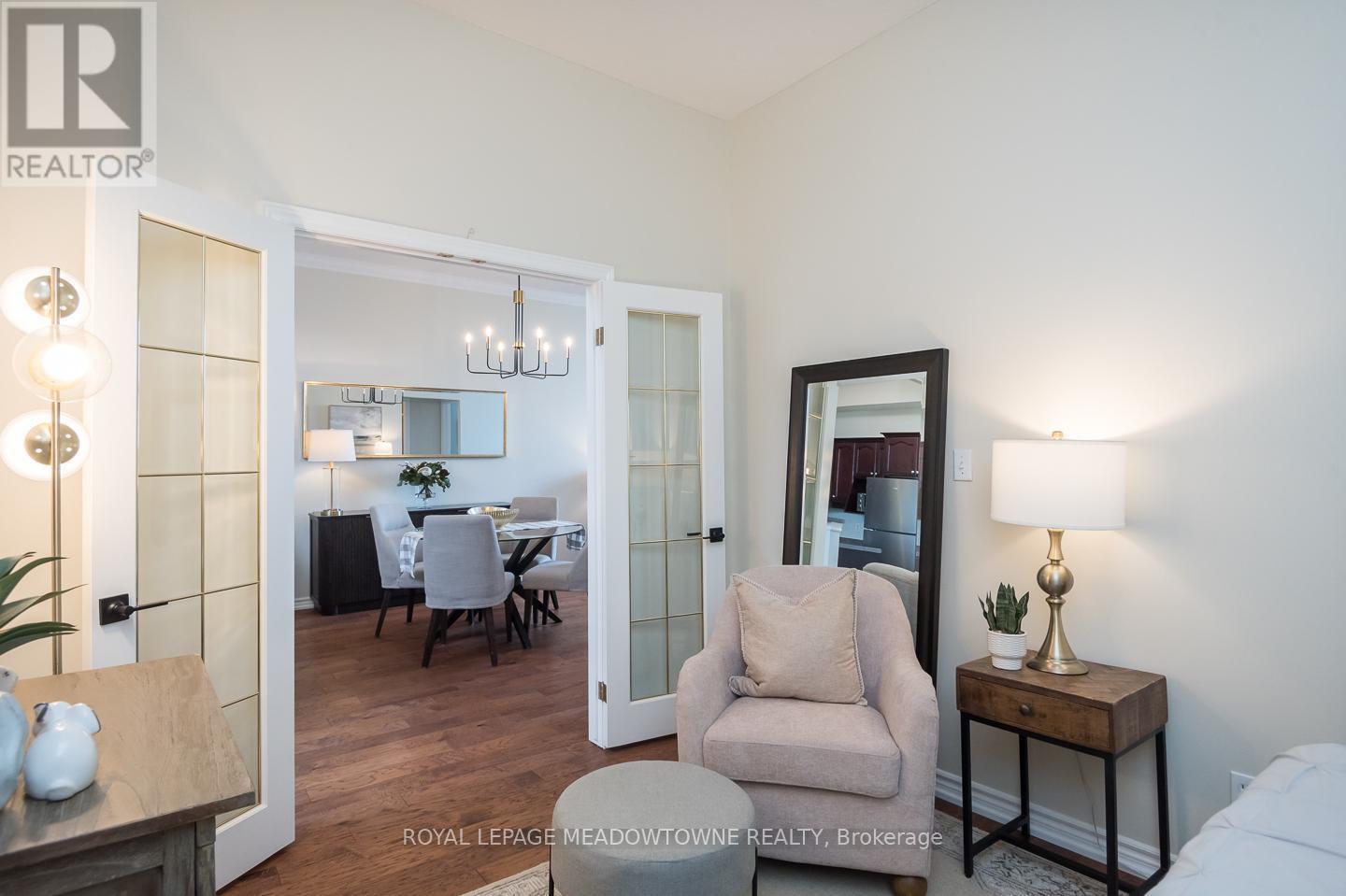 












318 - 262 DUNDAS STREET E

,
Hamilton,




Ontario
L8B1A9

