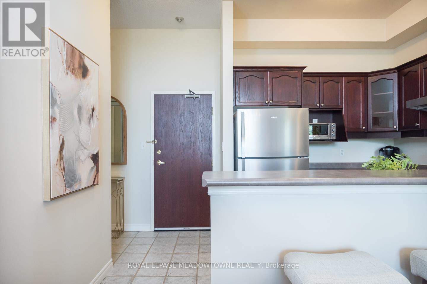 












318 - 262 DUNDAS STREET E

,
Hamilton,




Ontario
L8B1A9

