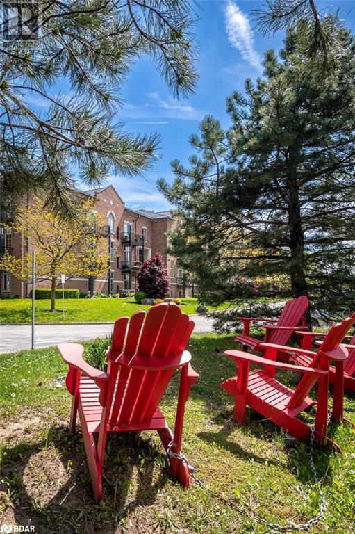 












262 DUNDAS Street E Unit# 318

,
Waterdown,




Ontario
L8B1A9

